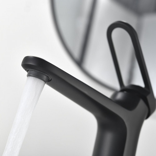 Смеситель для раковины Black&amp;White Gravity GF-7109-MB 7109MB цвет Черный матовый