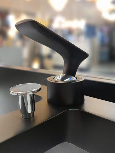 Смеситель для ванны AltroBagno Aperto 0211 NeOp цвет Черный матовый