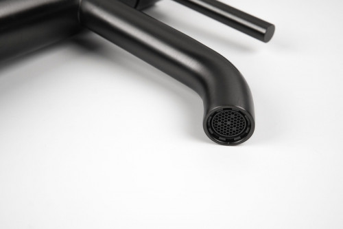 Смеситель для раковины Knotlor Eclipse SS-20/GM цвет Вороненая сталь