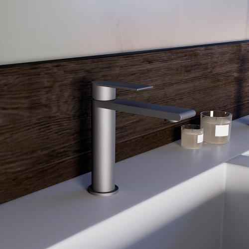 Смеситель для раковины Vincea Vogue (SS) VBF-2VS1GM Вороненая сталь нержавеющая сталь