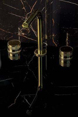 Смеситель для раковины Boheme Prestige 152-G-PR Золото латунь