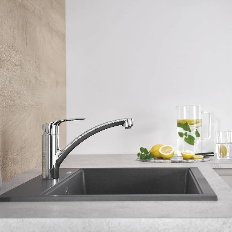 Смеситель для кухни Grohe Eurosmart 33281003 Хром латунь