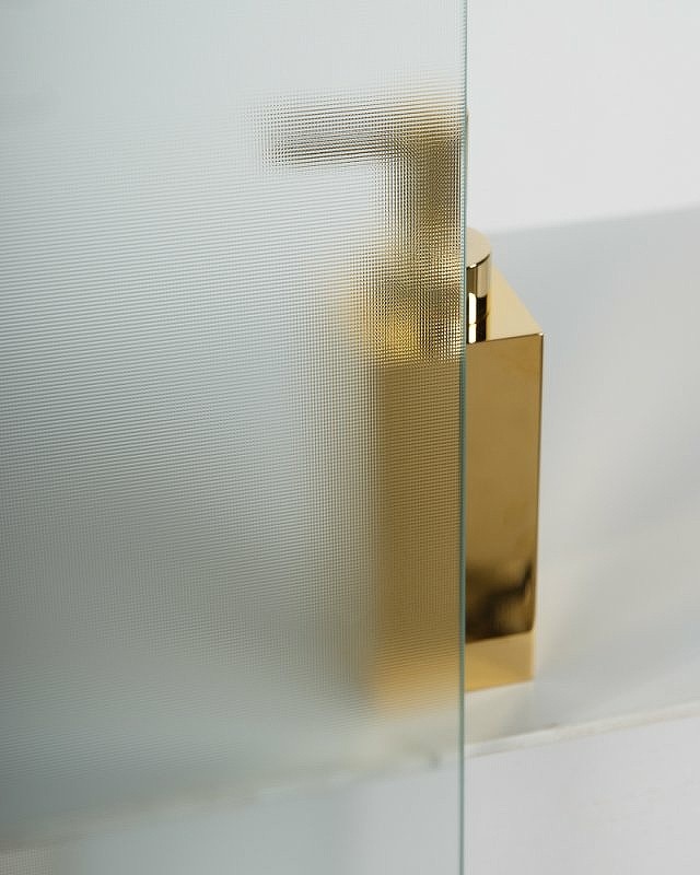 Душевой уголок BelBagno Uno 120x80 UNO-AH-1-120/80-P-Cr профиль Хром стекло рифленое