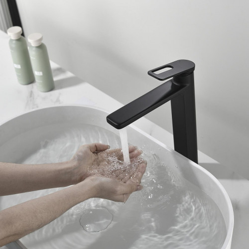 Смеситель для раковины Black&amp;White Gravity GF-7203-MB 7203MB цвет Черный матовый