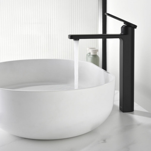 Смеситель для раковины Black&amp;White Gravity GF-7203-MB 7203MB цвет Черный матовый