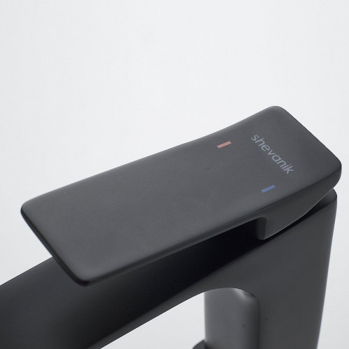 Смеситель для раковины Shevanik S4001H цвет Черный