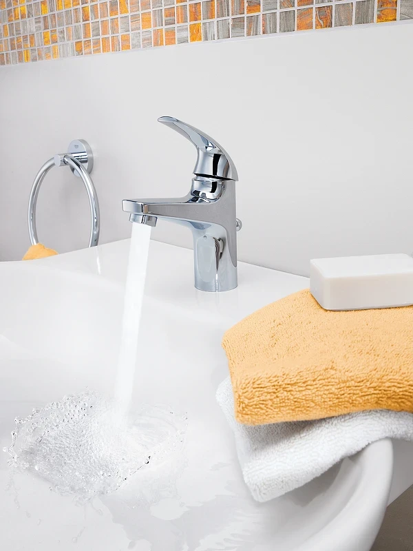Смеситель для раковины Grohe Baucurve 32805000 Хром латунь