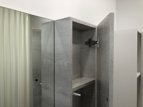 Зеркало со шкафом Comforty Прага 75 00004144199 Дуб белый МДФ / ЛДСП, стекло