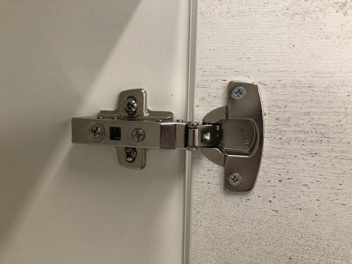 Зеркало со шкафом Comforty Прага 75 00004144199 Дуб белый МДФ / ЛДСП, стекло