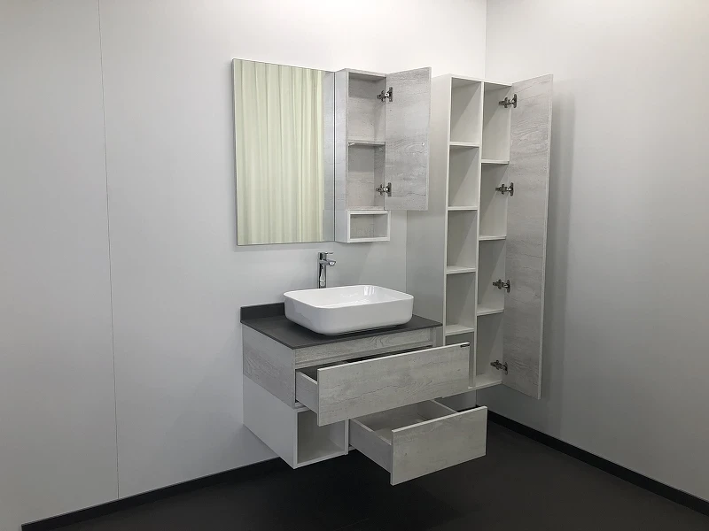 Зеркало со шкафом Comforty Прага 75 00004144199 Дуб белый МДФ / ЛДСП, стекло