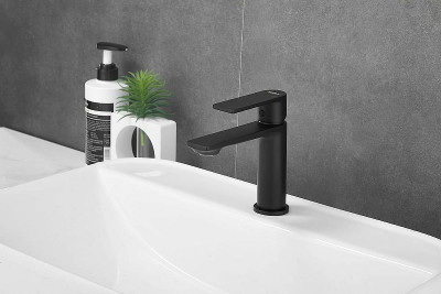 Смеситель для раковины Haiba HB10639-7 Черный матовый латунь