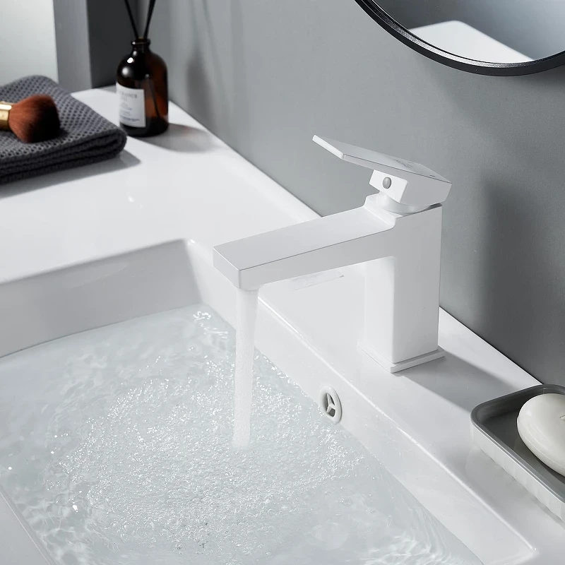 Смеситель для раковины Rose R2801C цвет Белый