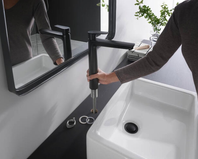 Смеситель для раковины Hansgrohe Talis E 71716670 Черный матовый латунь
