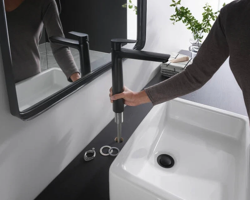 Смеситель для раковины Hansgrohe Talis E 71716670 Черный матовый латунь