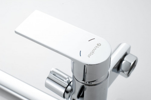 Смеситель для ванны Knotlor Ergofit KN-33 универсальный цвет Хром