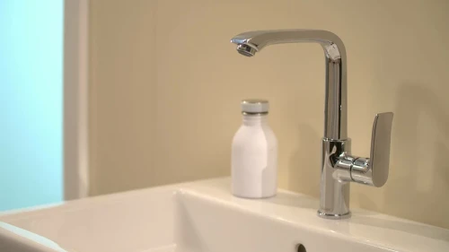 Смеситель для раковины Hansgrohe Metris 31087000 Хром латунь