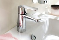 Смеситель для раковины Grohe Eurosmart Cosmopolitan 23325000 Хром латунь