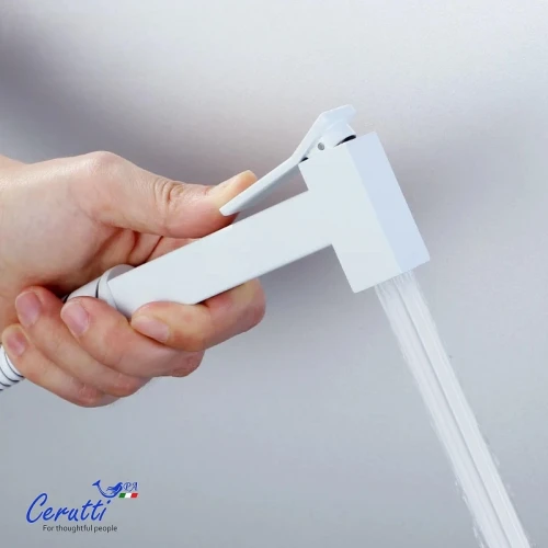 Гигиенический душ со смесителем Ceruttispa Резия (Resia) SHW CT12133 12133 цвет Белый матовый