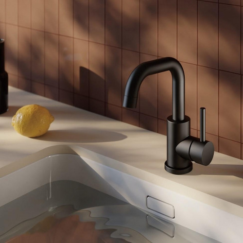 Смеситель для раковины Belz B810-7 B10810-7 цвет Черный