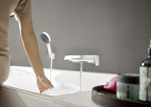 Смеситель для ванны Hansgrohe Vivenis 75420700 Белый матовый латунь на стену