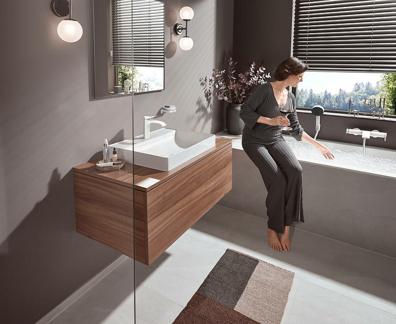 Смеситель для ванны Hansgrohe Vivenis 75420700 Белый матовый латунь на стену
