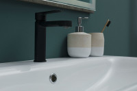 Смеситель для раковины Aquanet Passion AF300-10B 243293 Черный