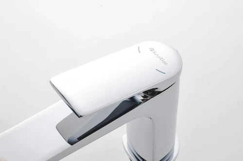 Смеситель для раковины Knotlor Vigor KN-70 цвет Хром