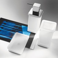 Стакан для зубных щеток Colombo Design Lulu B6241.CR-VAN Хром