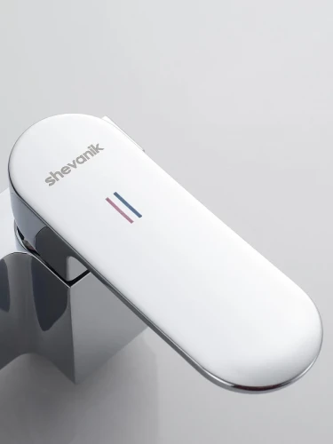 Смеситель для ванны Shevanik S4552 цвет Хром