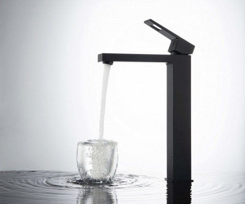 Смеситель для раковины Timo Briana 7111/03F Черный