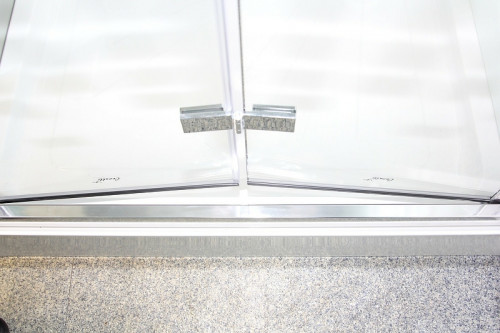 Душевая дверь Ceruttispa Bella D91T профиль Хром стекло прозрачное