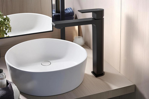 Смеситель для раковины Aquatek Лира AQ1404MB Черный матовый латунь