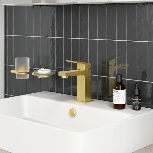 Смеситель для раковины Vitra Minimax Square A4372025EXP цвет Брашированное золото
