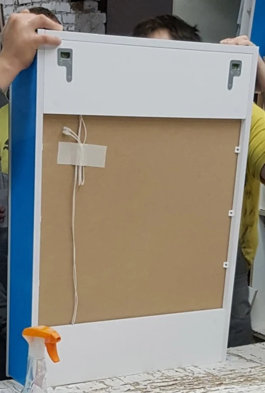 Зеркало Dreja Uni 75 99.9005 Белое МДФ / ЛДСП, стекло
