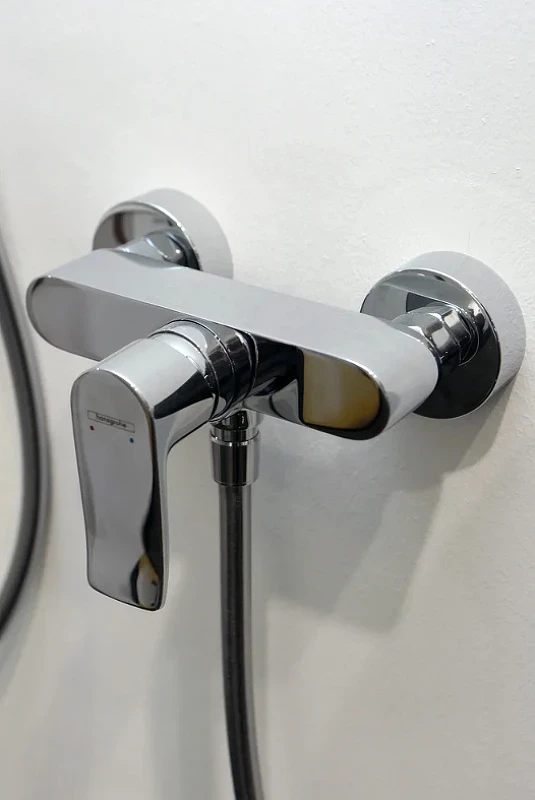 Смеситель для душа Hansgrohe Metris 31680000 Хром латунь на стену