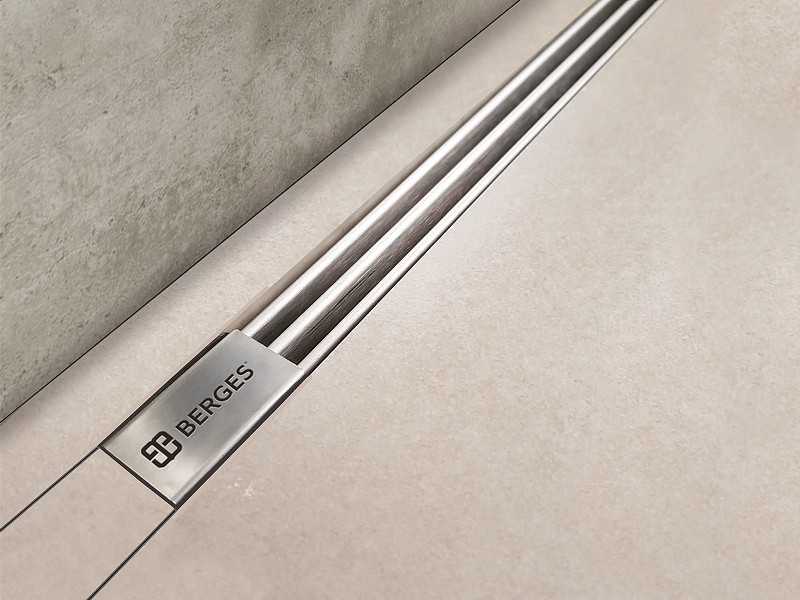 Душевой лоток Berges Super Slim 1000 090155 с решеткой Хром матовый