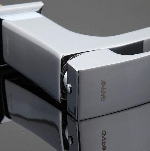 Смеситель для раковины Gappo G07 G1207 с гигиеническим душем Хром латунь