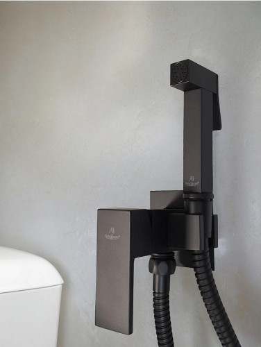 Гигиенический душ со смесителем AltroBagno BM 060122 MB цвет Черный матовый