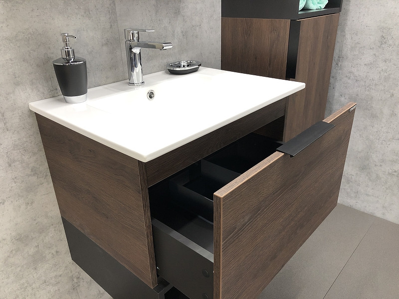 Тумба с раковиной Comforty Франкфурт 60 00004150530 подвесная Дуб шоколадно-коричневый Черная матовая МДФ / ЛДСП