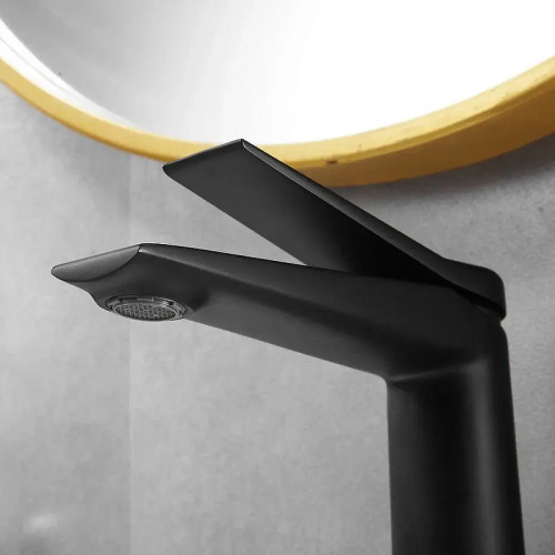 Смеситель для раковины Shevanik S8401H цвет Черный