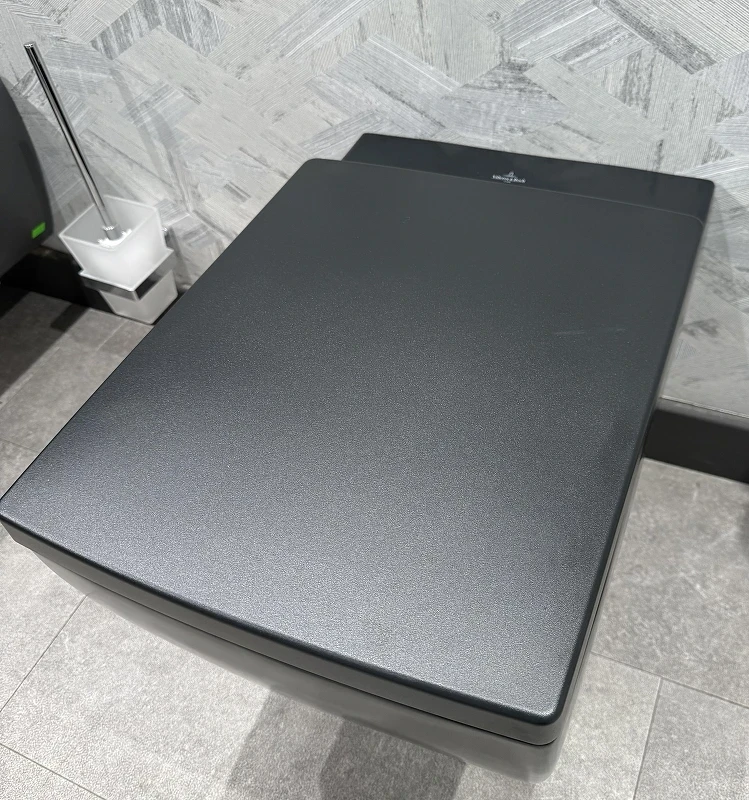 Унитаз Villeroy&Boch Memento 2.0 4633R0R7 подвесной цвет Pure Black без сиденья