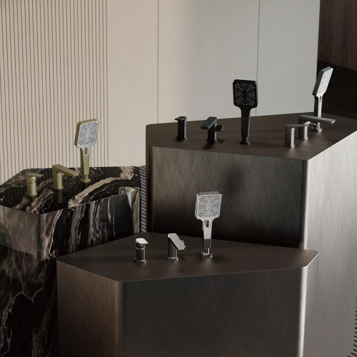 Смеситель на борт ванны Belz B715-3 B66715-3 цвет Оружейная сталь