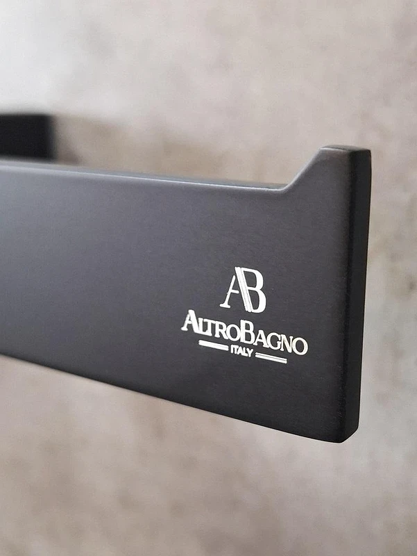Держатель туалетной бумаги AltroBagno Aperto 080904 MB цвет Черный матовый
