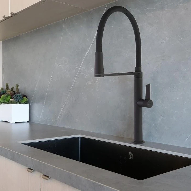 Смеситель для кухни Ramonsoler Kitchen Magnet 388801MCNM Черный матовый