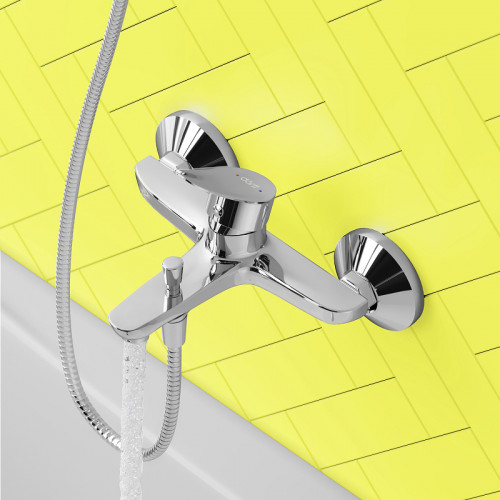 Смеситель для ванны Dorff Norma D1010000 Хром латунь на стену