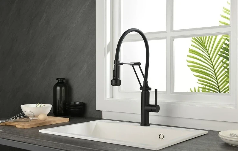 Смеситель для кухни Emar Steel ЕСВ 7012 цвет Black