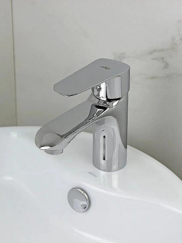 Смеситель для раковины Viko V-4311 Хром