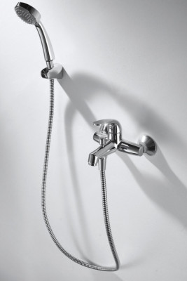 Смеситель для ванны Bravat Fit F6135188CP-B-RUS Хром латунь на стену