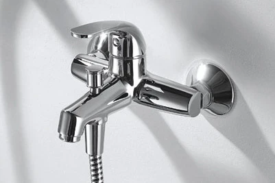 Смеситель для ванны Bravat Fit F6135188CP-B-RUS Хром латунь на стену