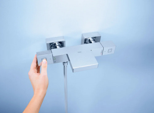 Смеситель для ванны Grohe Grohtherm Cube 34497000 с термостатом Хром латунь на стену